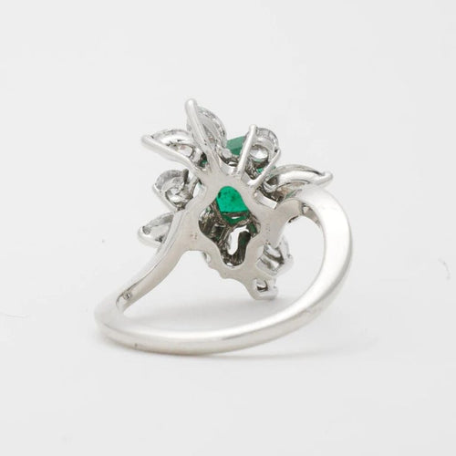 Bague 52 Bague émeraude et diamants en or blanc 750 58 Facettes