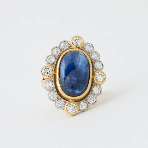 Bague 52 Bague Pompadour saphir cabochon et diamants en or jaune 58 Facettes