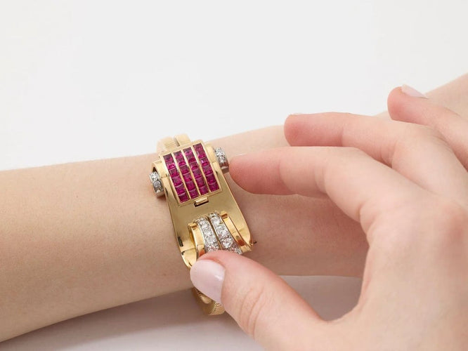 Montre Montre bracelet 1950 en or jaune et platine, diamants 58 Facettes