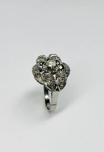 b9c95386-84b1-4e26-c332-93cefc31c700