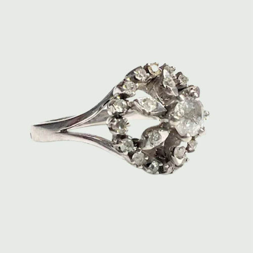 Bague 56 Bague contemporaine en or 18 carats et diamants 58 Facettes Q960A
