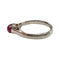 Bague 52.5 Bague solitaire en or blanc 18 kt avec rubis cabochon 58 Facettes Q332B