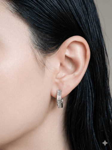 Boucles d'oreilles Boucles d'oreilles - Design contemporain du XXe siècle en or 18 ct et diamants 58 Facettes Q265B(100)