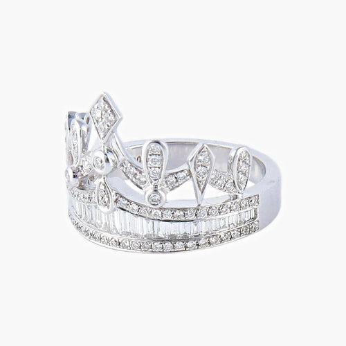 Bague 53 Bague couronne en or blanc 18K sertie de diamants 58 Facettes AB594