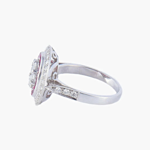 Bague 57 Bague style Art déco en or blanc 18K avec diamants et rubis 58 Facettes