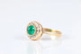 Bague 52 Bague marguerite émeraude cabochon et diamants en or jaune 18 ct 58 Facettes 1