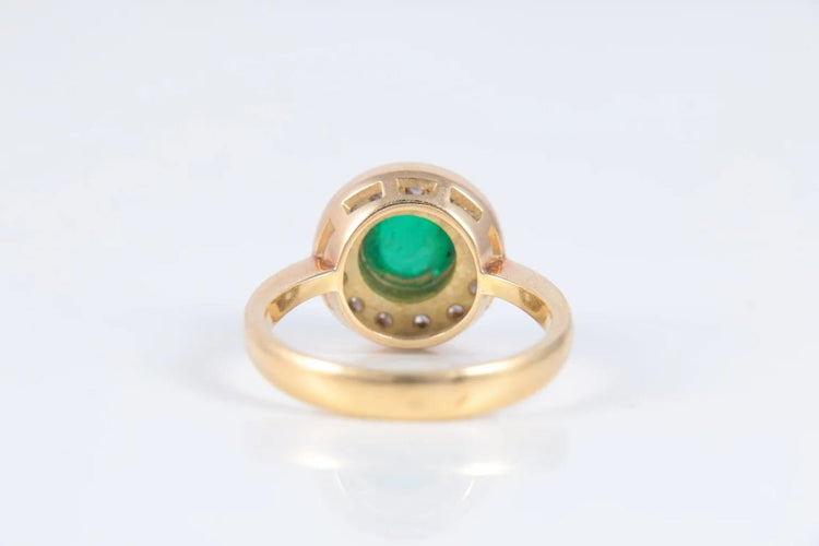 Bague 52 Bague marguerite émeraude cabochon et diamants en or jaune 18 ct 58 Facettes 1