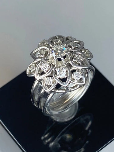Bague 51 Bague fleur en platine sertie de diamants 58 Facettes AB29