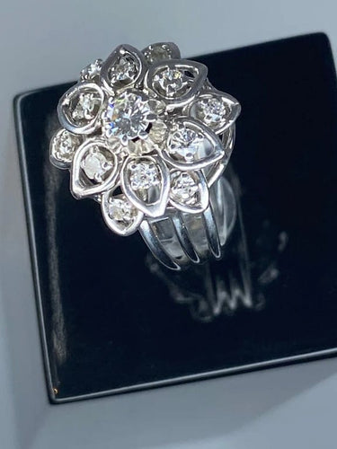 Bague 51 Bague fleur en platine sertie de diamants 58 Facettes AB29