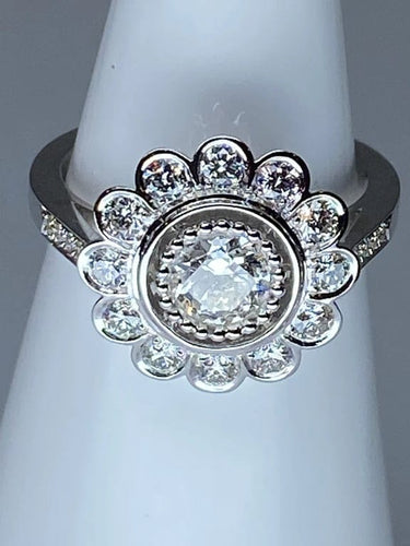 Bague 52 Bague marguerite de fiançailles en or 18 ct et diamants 58 Facettes AB47