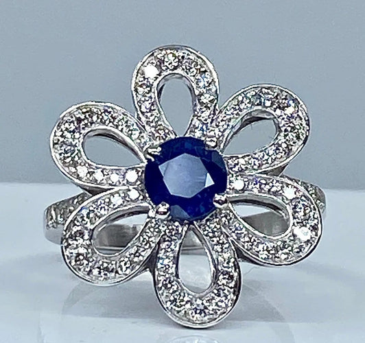 Bague 51 Bague fleur en or 18 carats, saphir et diamants 58 Facettes AB156