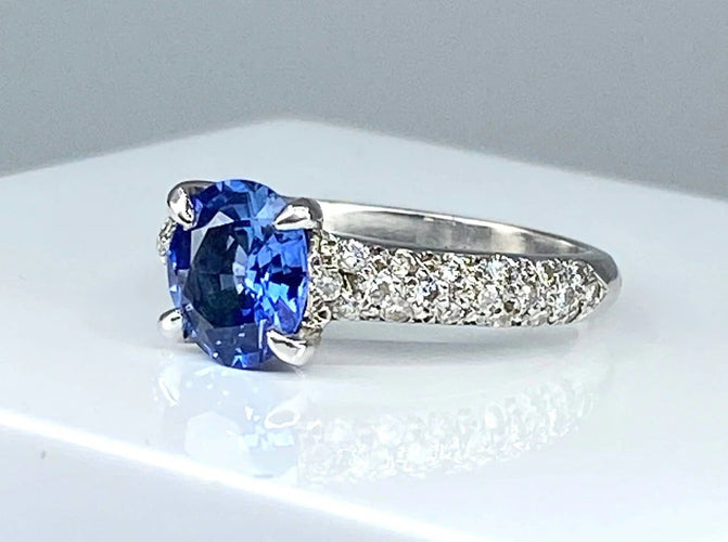 Bague 53 Bague jonc en or 18 carats, saphir et diamants 58 Facettes AB151