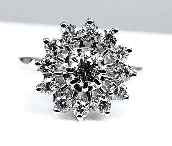 Bague 52 Bague marguerite en or 18 carats et diamants 58 Facettes AB161