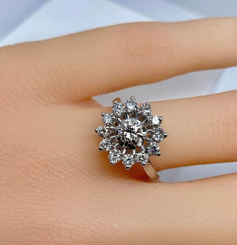 Bague 52 Bague marguerite en or 18 carats et diamants 58 Facettes AB161