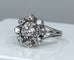 Bague 47 Bague marguerite en or blanc 18 carats et diamants 58 Facettes AB158