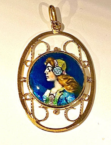 8eeda97e-199f-440e-ceb2-8818e447c700