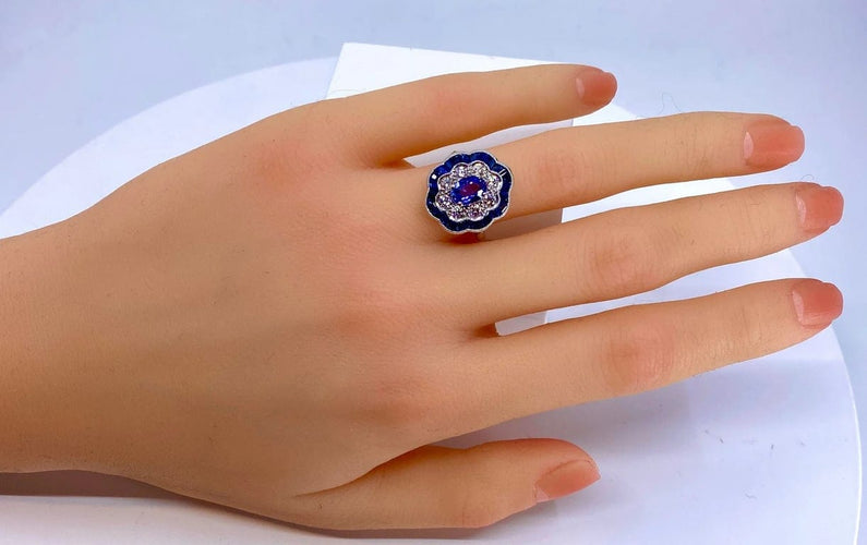 Bague 51 Bague marguerite en or blanc 18 carats, saphirs et diamants 58 Facettes AB214