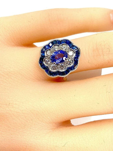Bague 51 Bague marguerite en or blanc 18 carats, saphirs et diamants 58 Facettes AB214