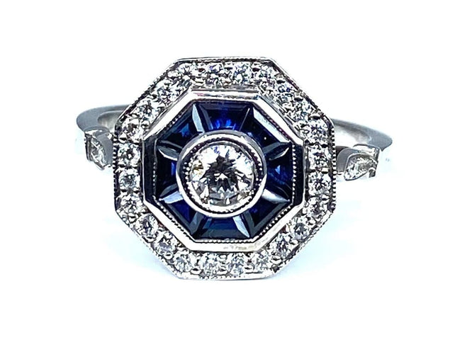 Bague 54 Bague octogonale en or blanc 18 carats, saphirs et diamants 58 Facettes AB220