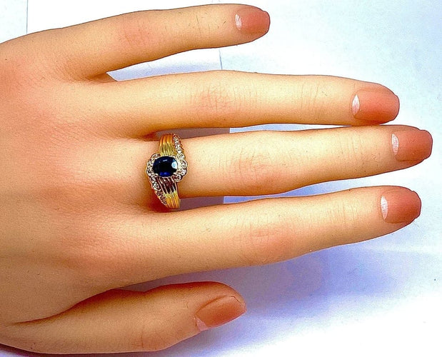 Bague 56 Bague en or jaune 18 carats avec saphir et diamants 58 Facettes AB230