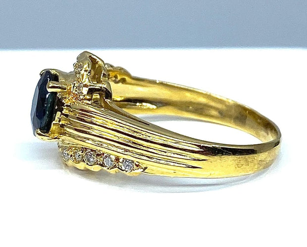 Bague 56 Bague en or jaune 18 carats avec saphir et diamants 58 Facettes AB230