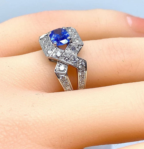 f817ed53-4ef6-4c81-e292-1103f8f20100