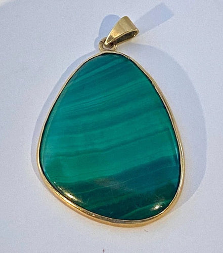 Pendentif Pendentif en or jaune 18 carats et malachite 58 Facettes AB287