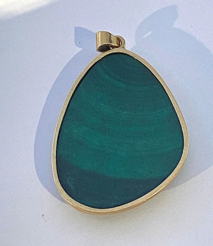 Pendentif Pendentif en or jaune 18 carats et malachite 58 Facettes AB287