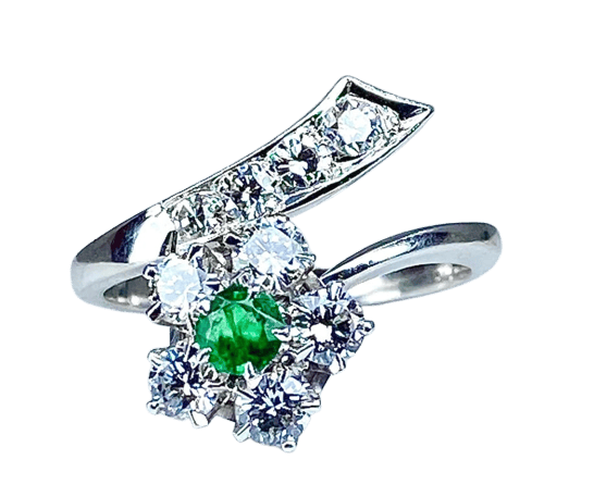 Bague 48 Bague fleur en or blanc 18 carats avec émeraude et diamants 58 Facettes AB294