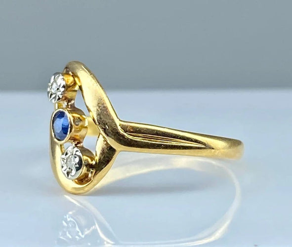 Bague 53 Bague en or jaune 18 carats avec saphir et diamants 58 Facettes AB312