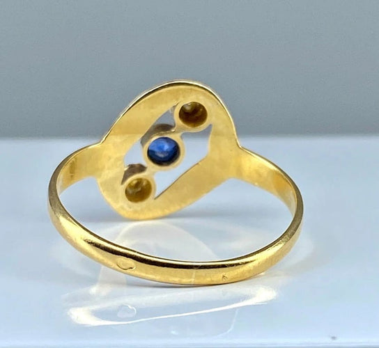 Bague 53 Bague en or jaune 18 carats avec saphir et diamants 58 Facettes AB312