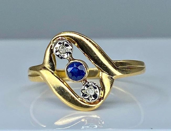 Bague 53 Bague en or jaune 18 carats avec saphir et diamants 58 Facettes AB312