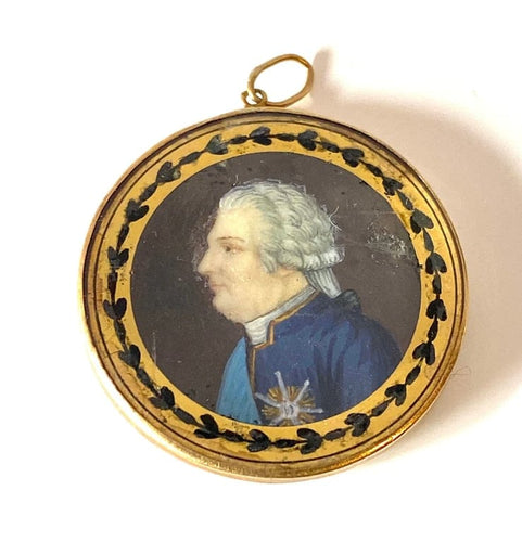 Pendentif Pendentif miniature portrait de Louis XVI en or 18 carats 58 Facettes AB331