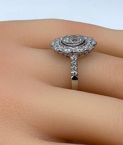 Bague 52 Bague marguerite en or blanc 18 carats avec diamants 58 Facettes AB333