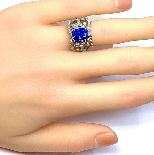 Bague 53 Bague en or blanc 18 carats avec saphir de Ceylan et diamants 58 Facettes AB 407