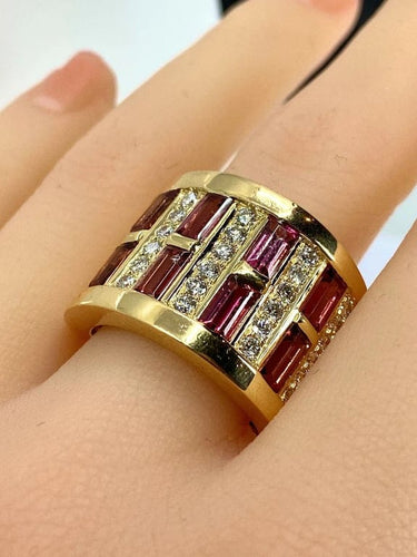 Bague 57 Bague en or jaune 18 carats, tourmalines roses et diamants 58 Facettes AB403