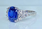 Bague 50 Bague en or blanc 18 carats avec saphir birman 5,32 ct et diamants 58 Facettes AB416