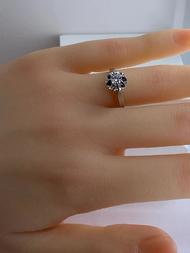 Bague 51 Bague en or blanc 18 carats avec diamant taille brillant 58 Facettes AB463