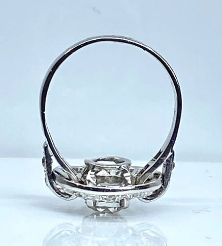 Bague 53 Bague en or blanc 18 carats sertie de diamants (1900-1930) 58 Facettes AB475