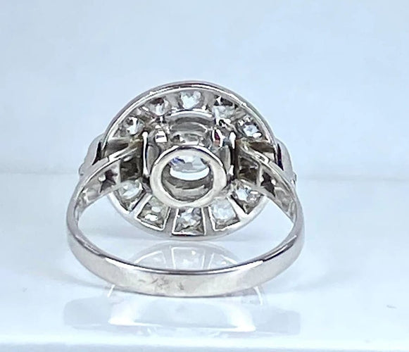 Bague 53 Bague en or blanc 18 carats sertie de diamants (1900-1930) 58 Facettes AB475
