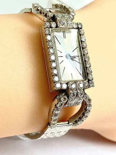 Montre Montre en or blanc 18 carats sertie de diamants (vers 1960-1980) 58 Facettes AB487