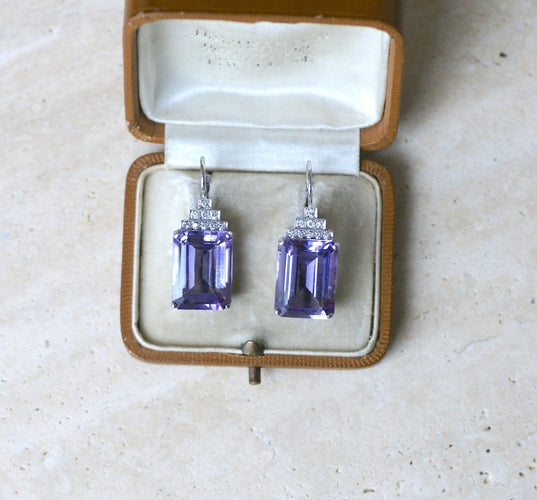 Boucles d'oreilles Boucles d'oreilles - Dormeuses Art déco en or blanc améthyste et diamants 58 Facettes