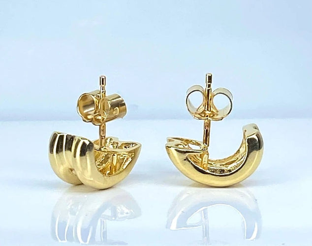 Boucles d'oreilles Boucles d’oreilles en or jaune 18 carats et diamants 58 Facettes AB566
