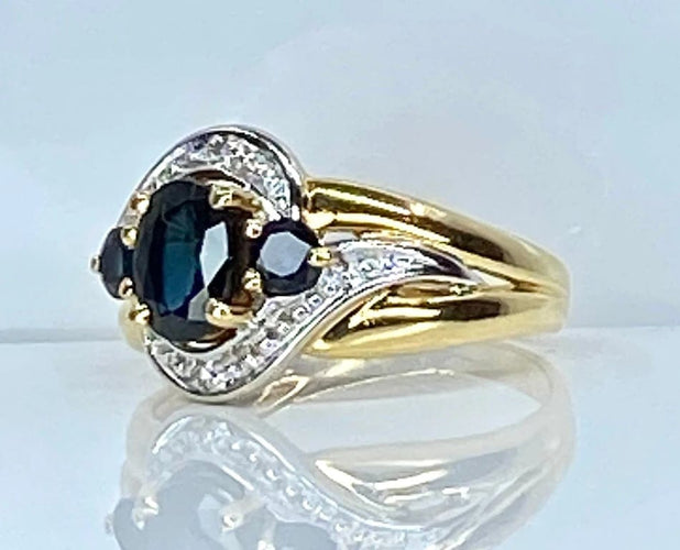 Bague 54 Bague jonc tourbillon en or jaune 18 carats, saphirs et diamants 58 Facettes AB575