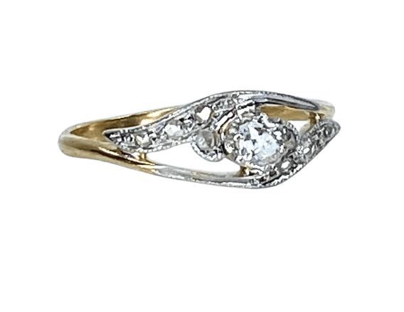 Bague 50 Bague en or 18 carats avec diamant taille ancienne et diamants 58 Facettes AB570