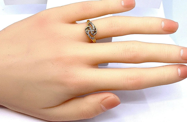 Bague 53 Bague en or 18 carats et diamants 58 Facettes AB579