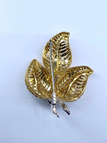 Broche Broche feuille en or jaune 18 carats et diamants 58 Facettes AB592bis