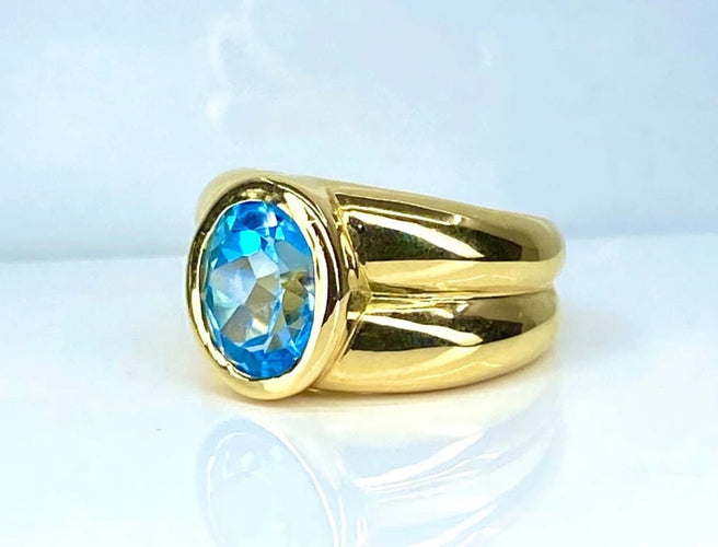 Bague 52 Bague jonc en or jaune 18 carats et topaze bleue 58 Facettes AB611