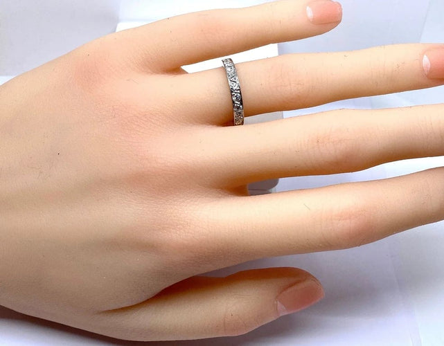 Bague 50 Demi-alliance - Bague en platine et diamants 58 Facettes AB615