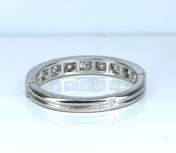 Bague 50 Demi-alliance - Bague en platine et diamants 58 Facettes AB615